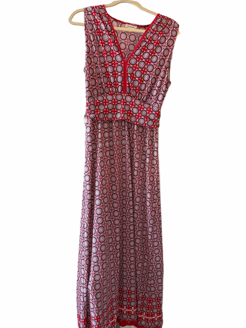 Max Studio red white blue geometric print empire waist V- neck maxi dress.Large